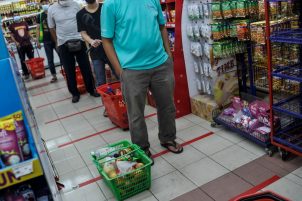 Malaysia asks men as ‘head of the household’ to do the grocery shopping – chaos ensues